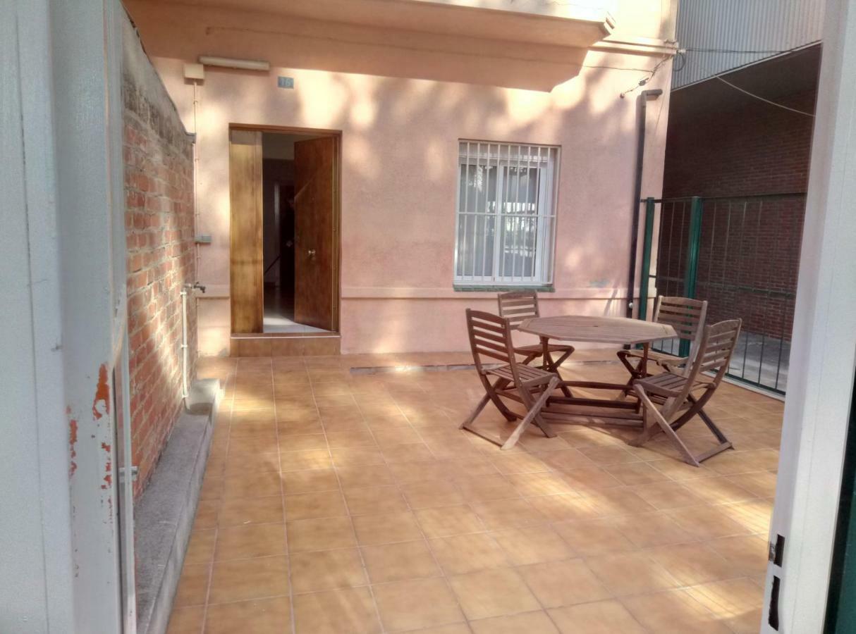 Апартаменты Casa Carmen Barcelona Эль-Прат-де-Льобрегат Экстерьер фото